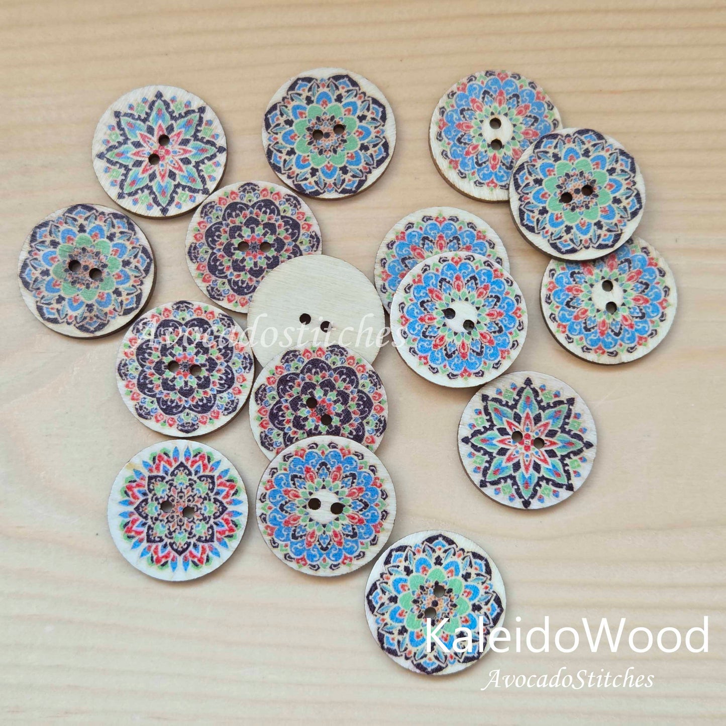 KALEIDOWOOD / 20-25mm / 8 buttons / Wooden Buttons / Sewing Buttons