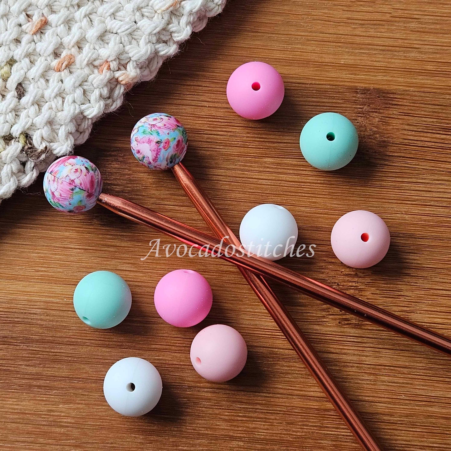 LITTLE FLOWERS Stitch Stoppers (10 pieces) / Knitting Needle Stoppers / Point Protection / Notions (A)