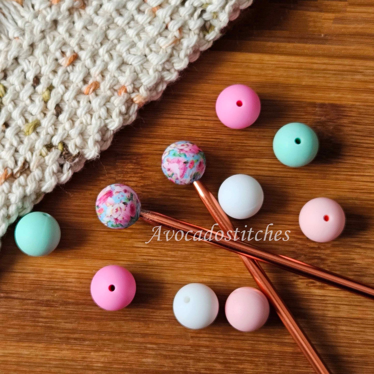 LITTLE FLOWERS Stitch Stoppers (10 pieces) / Knitting Needle Stoppers / Point Protection / Notions (A)