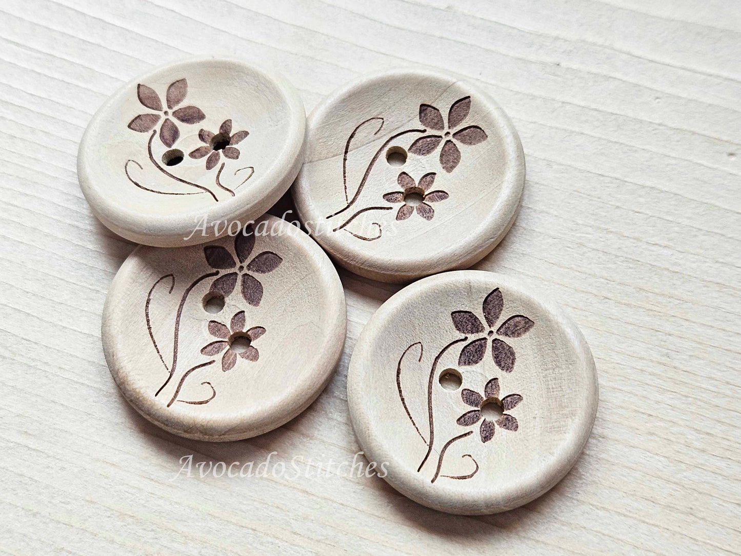 AvoDesigns MOM & ME DAISIES / 18-30mm / Wooden Buttons / Unvarnished Buttons / Sewing Buttons