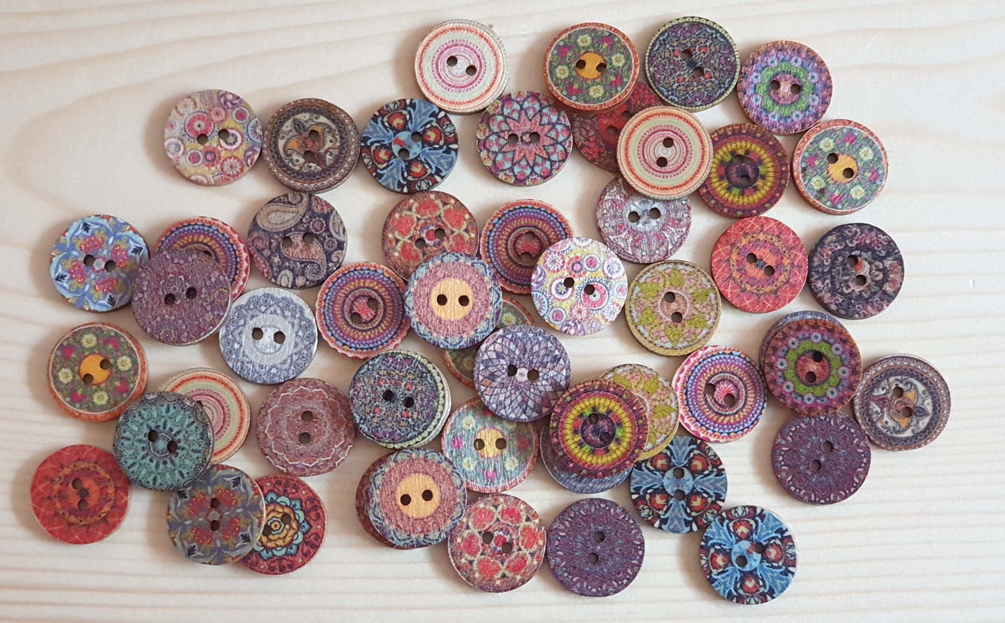 MANDALA ART / 25mm - 8 buttons / Wooden Buttons / Sewing Buttons