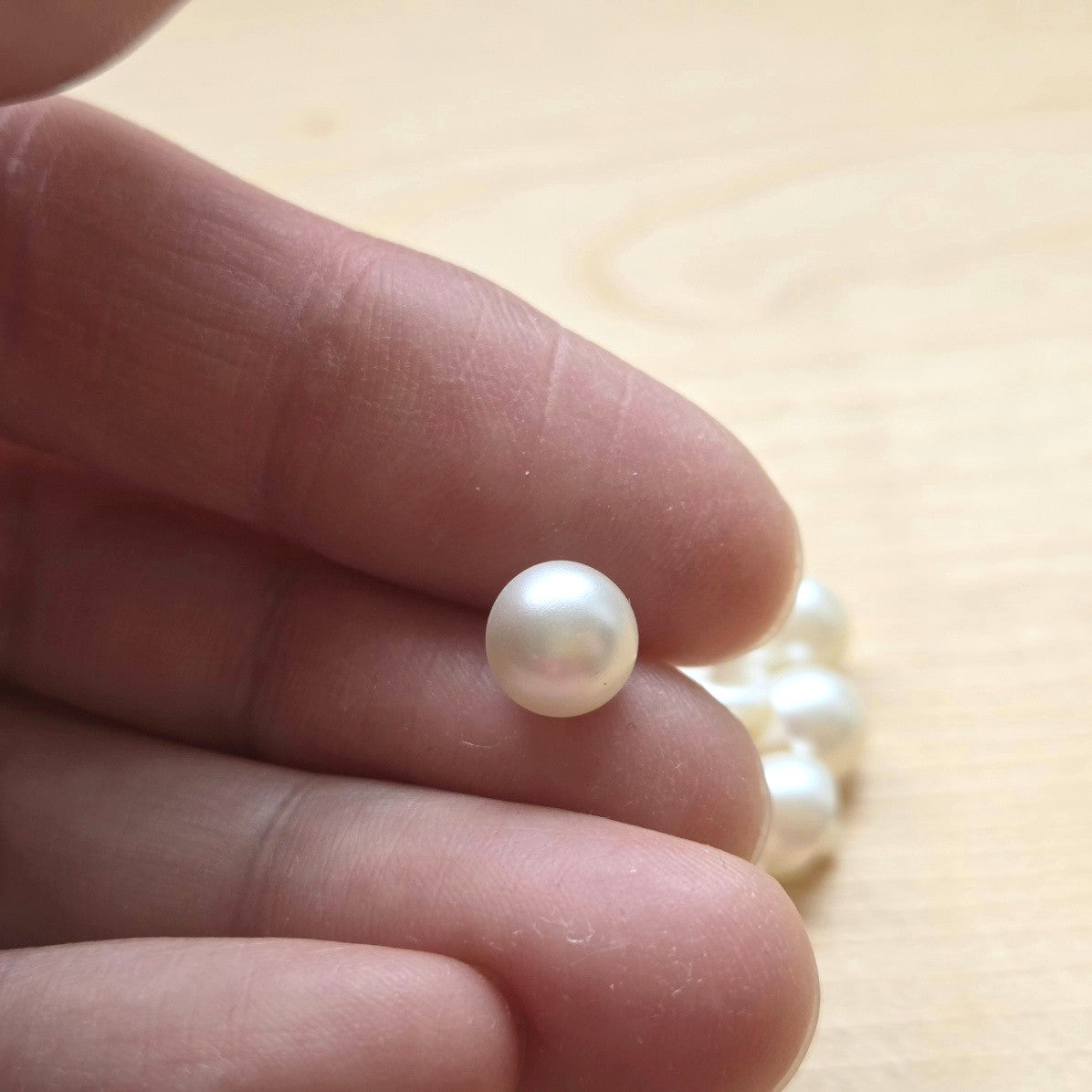 MINI MUSHROOM SHANK / Imitation Pearl Shank Resin Buttons / 8mm (Set of 10)