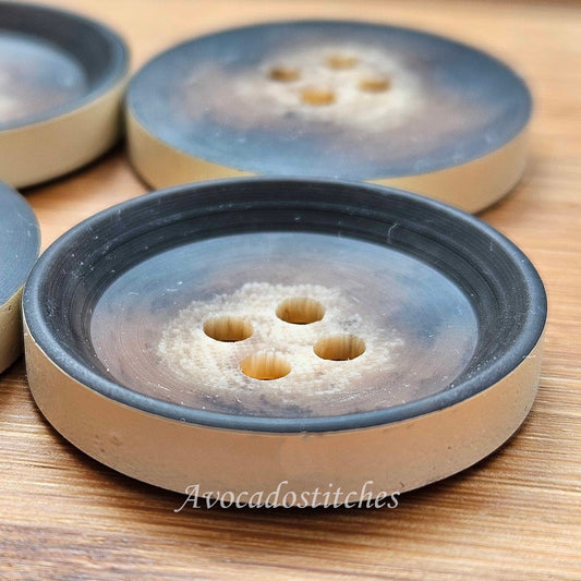 MOCHA SWIRL / 30mm - 4 buttons / Resin Buttons / Sewing Buttons