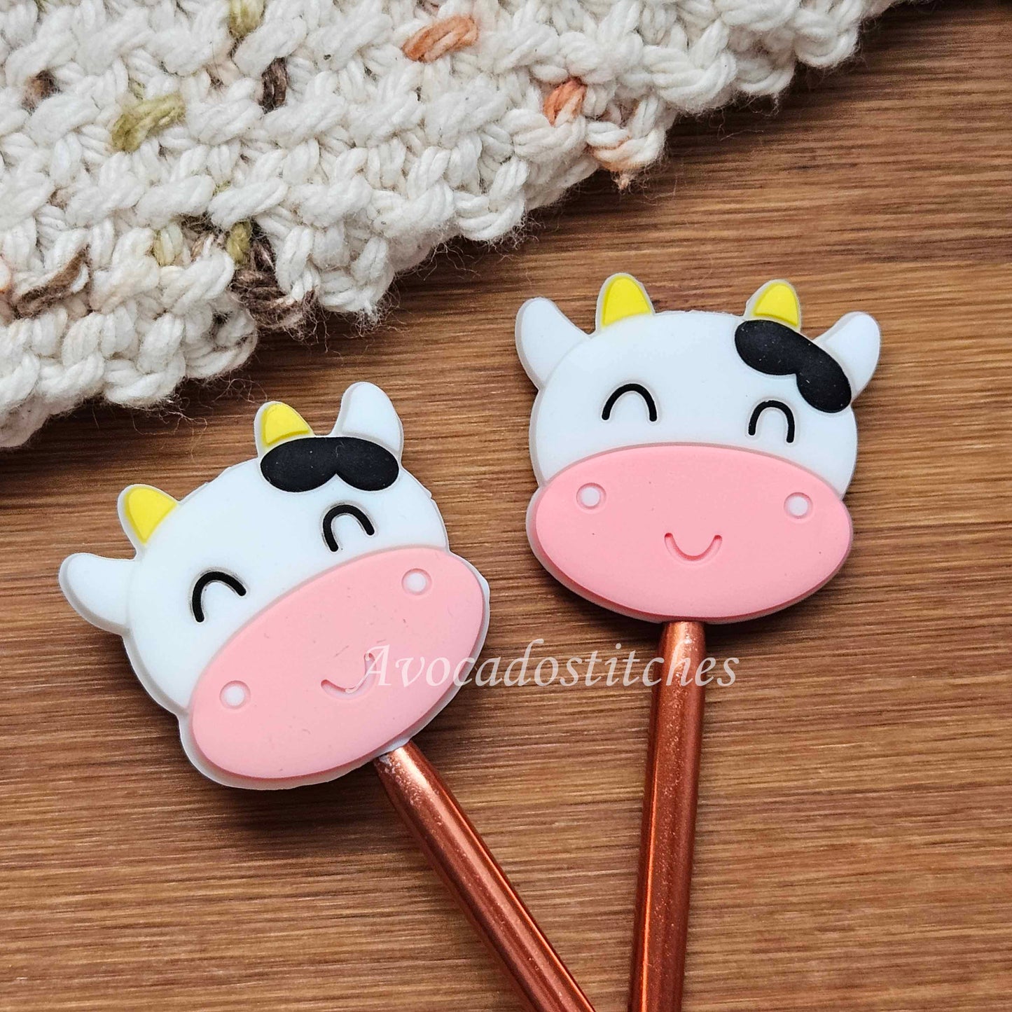 MOO MOO COW Stitch Stoppers / 2 pieces / Knitting Needle Stoppers / Point Protection / Notions