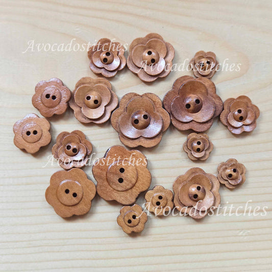 VINTAGE FLOWER Multi-Petal Brown / 15-35mm / Wooden buttons / Sewing Buttons