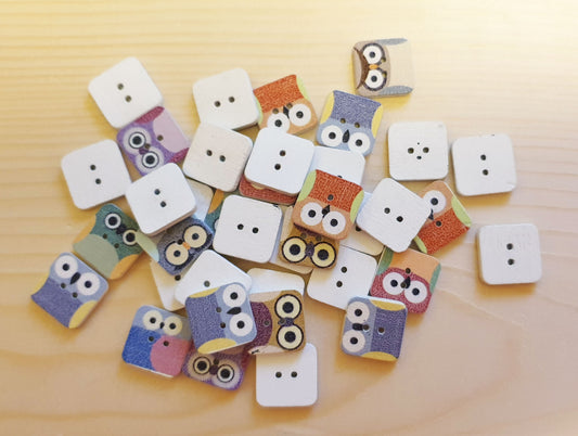 OWL SQUARE / 15*15mm / 8 buttons / Wooden Buttons / Sewing Buttons