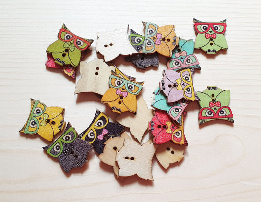 OWL TEACHER / Wooden Buttons (Set of 10)