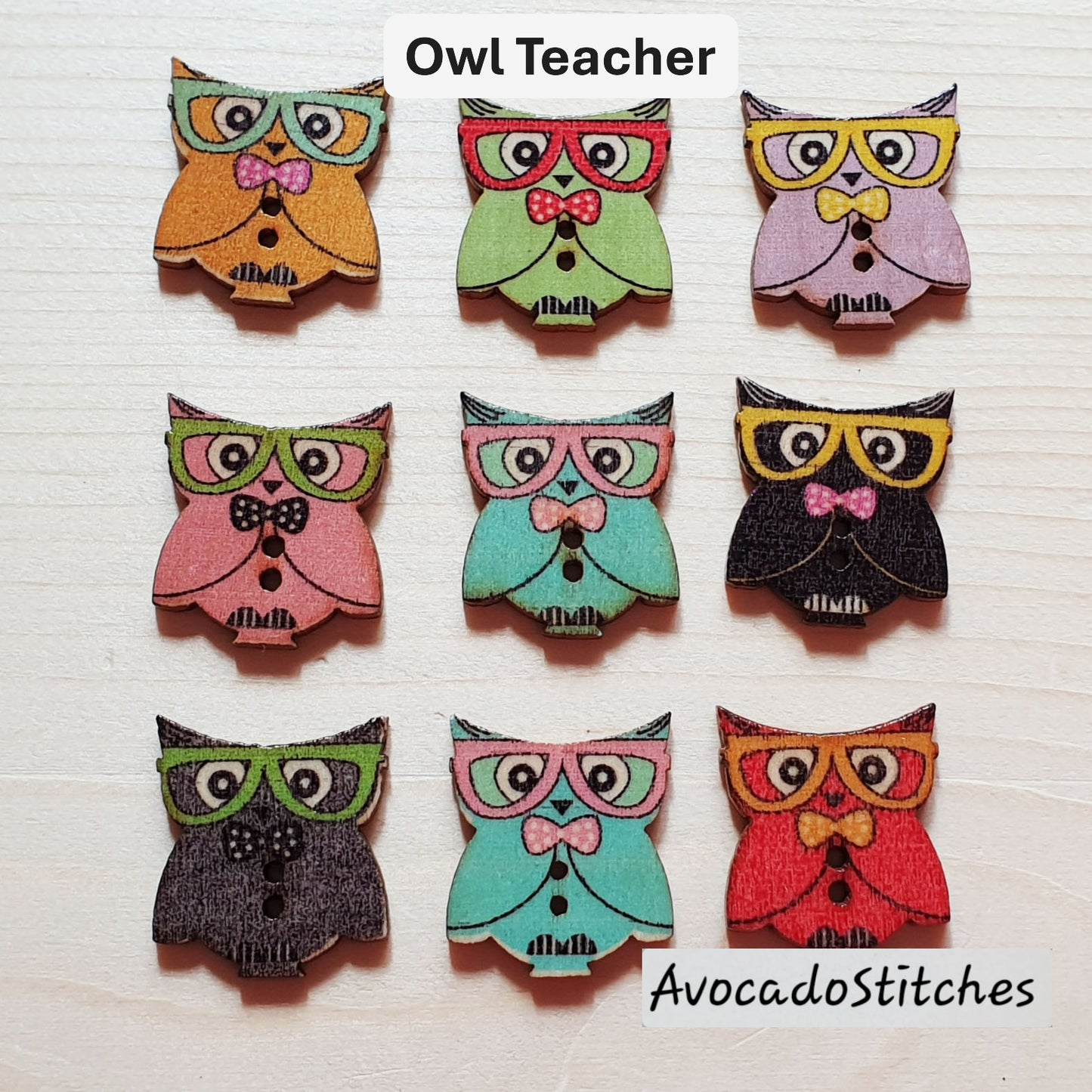 OWL / 8 buttons / Wooden Buttons / Sewing Buttons