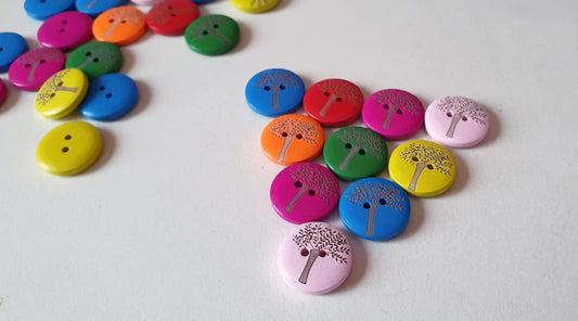 RAINBOW OAK TREE / 20mm / Wooden Buttons / Sewing Buttons