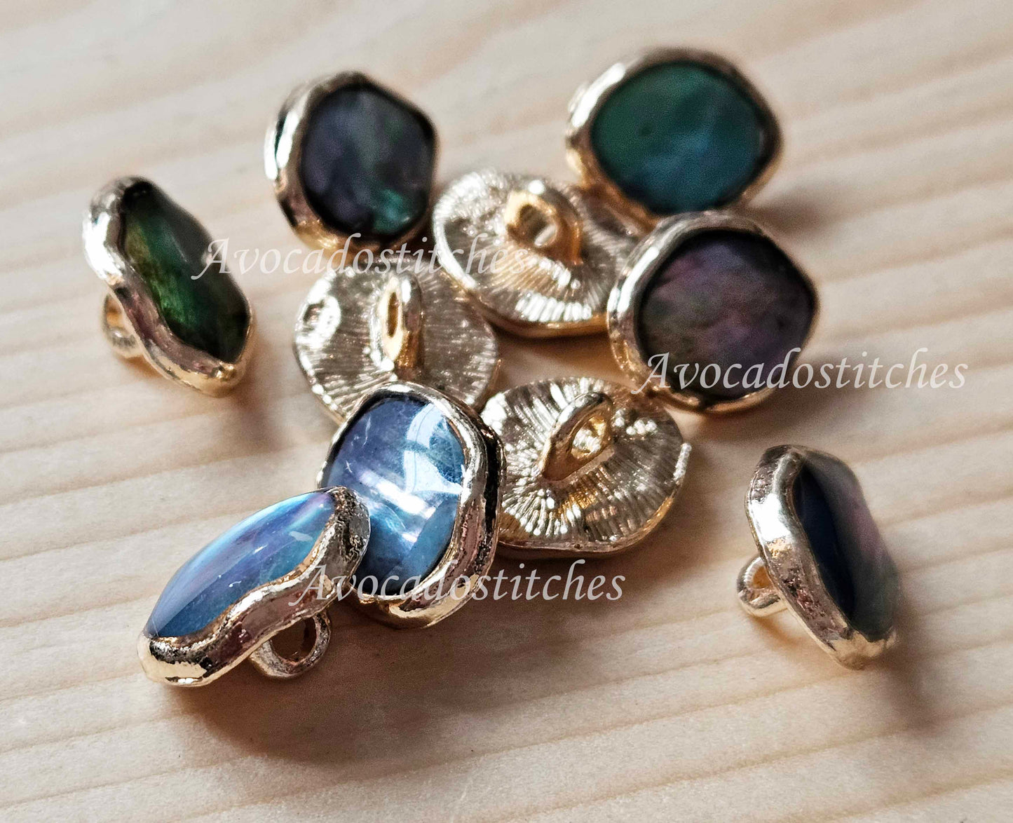 PAUA / 10.5*13mm / Set of 4 buttons / Seashell Metal Shank Buttons / Small Shell Buttons / Sewing Buttons