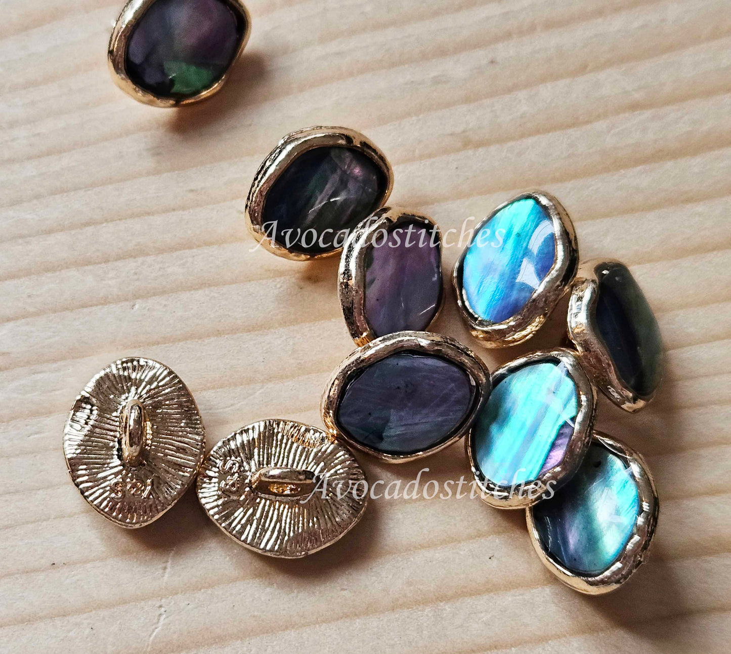 PAUA / 10.5*13mm / Set of 4 buttons / Seashell Metal Shank Buttons / Small Shell Buttons / Sewing Buttons