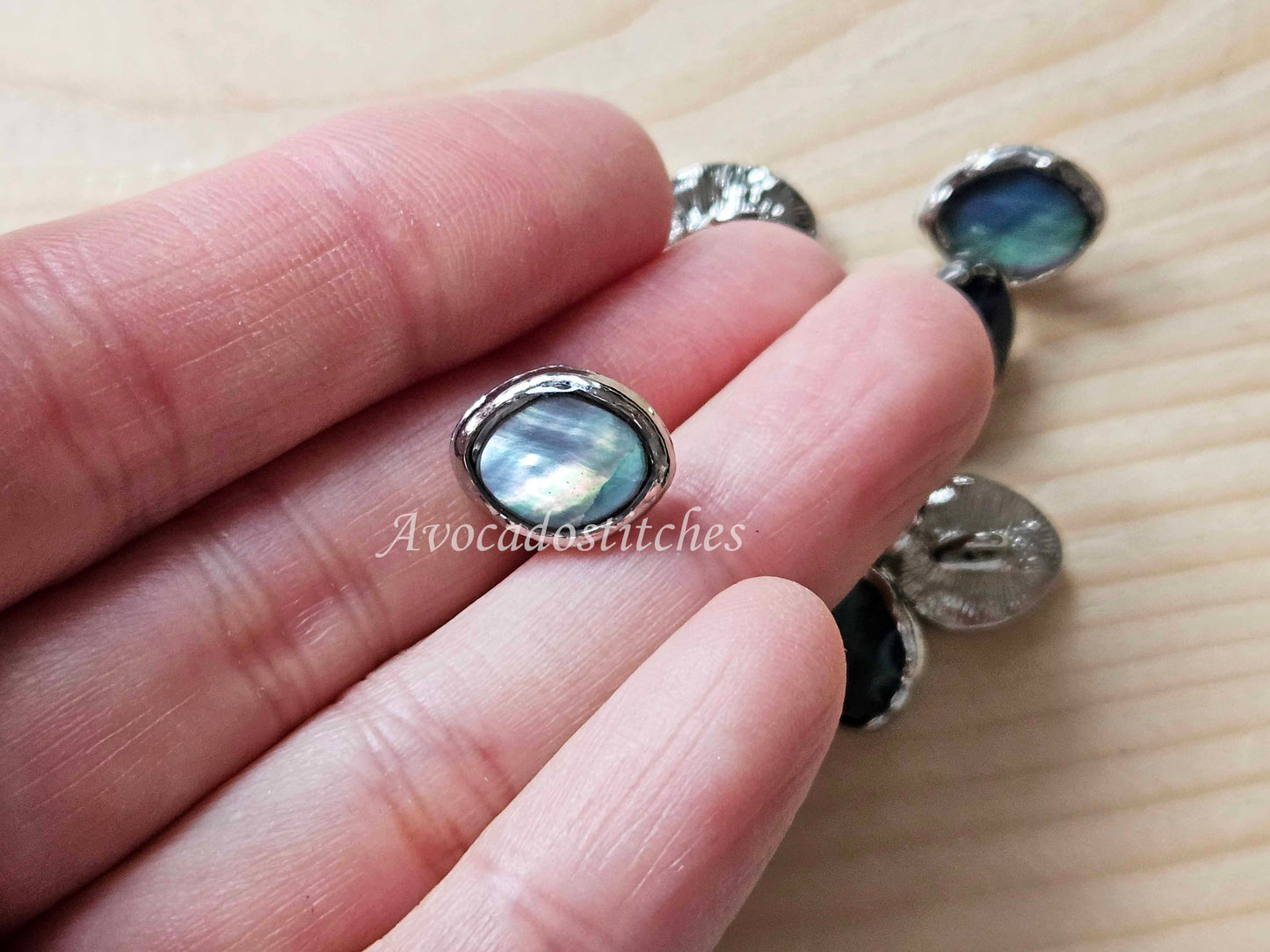 PAUA / 10.5*13mm / Set of 4 buttons / Seashell Metal Shank Buttons / Small Shell Buttons / Sewing Buttons