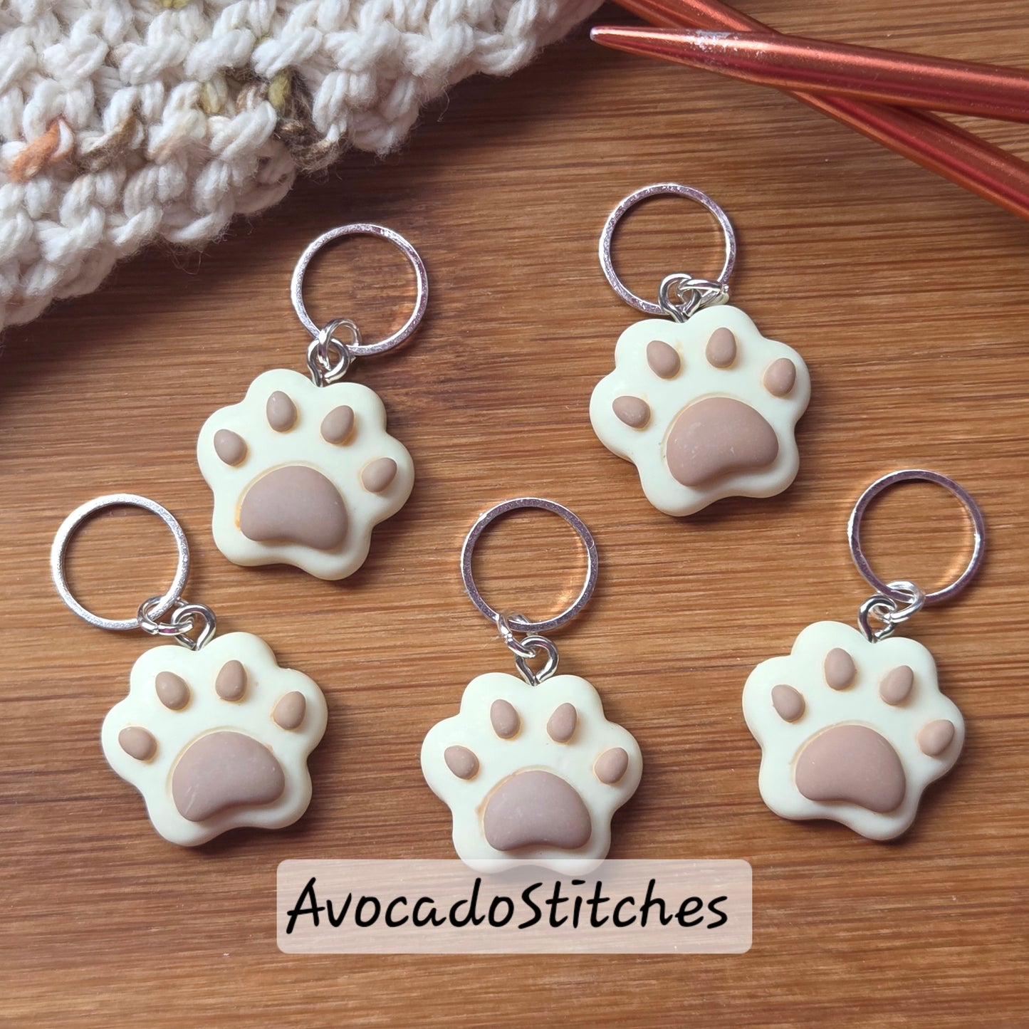 PAWS - 5 Pieces / Knitting Crochet Stitch Markers / Notions