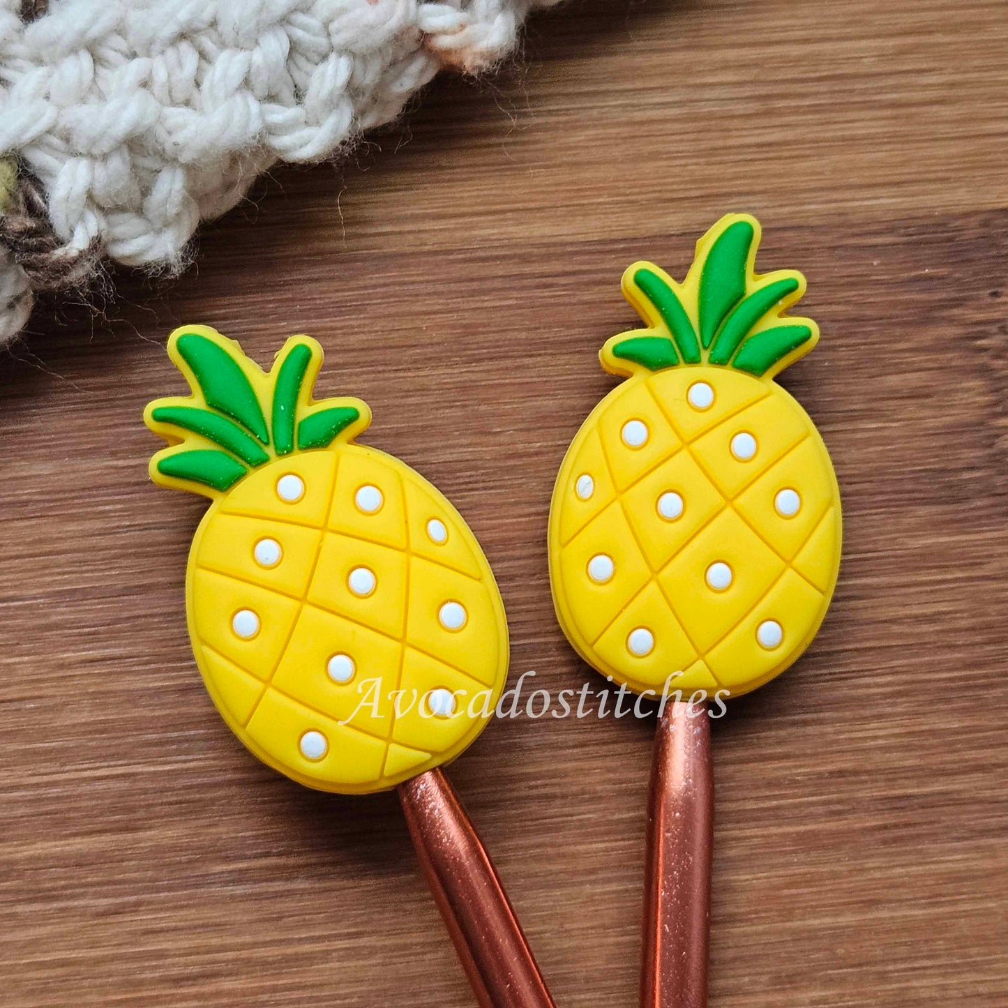 PINEAPPLE STITCH STOPPERS / 2 pieces / Knitting Needle Stoppers / Point Protection / Notions