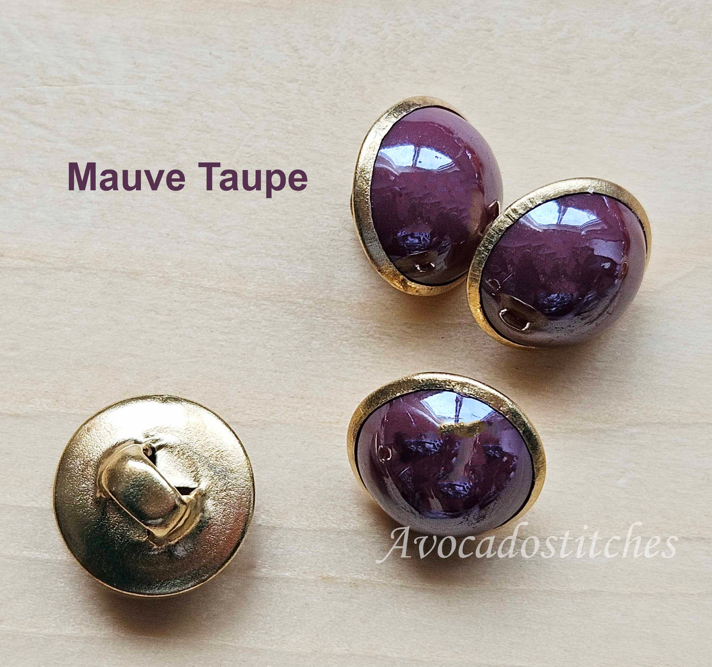 PEARL PIPS Shank Buttons / 10mm - 8 buttons / Brass Alloy Imitation Pearl Buttons / Sewing Buttons