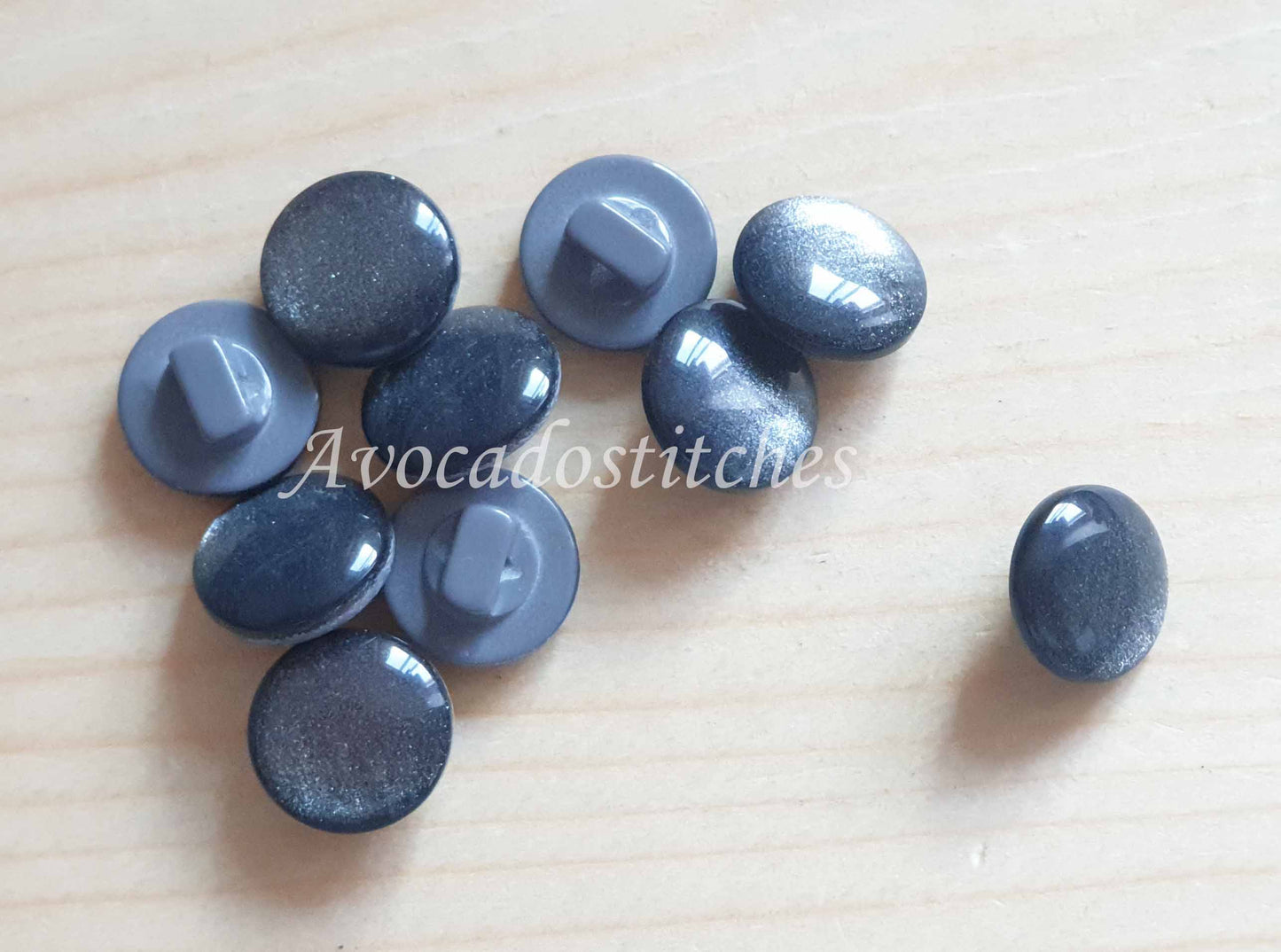 MINI PEARL Grey Shank Resin / 11mm - 6 buttons / Resin Imitation Pearl Shank Buttons