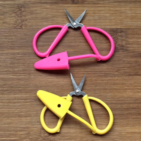 PETITE SNIPS / Mini Scissors / Yarn Scissors / Knitting Crochet Sewing