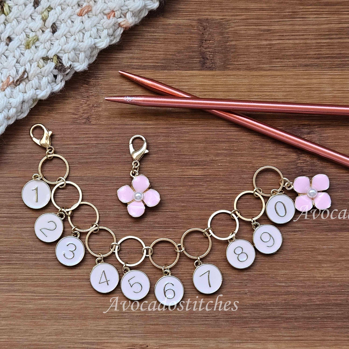 PINK DAISY Progress Keeper Chain / Numbered Stitch Markers Chain / Row Counter Chain / Knitting Stitch Markers / Notions