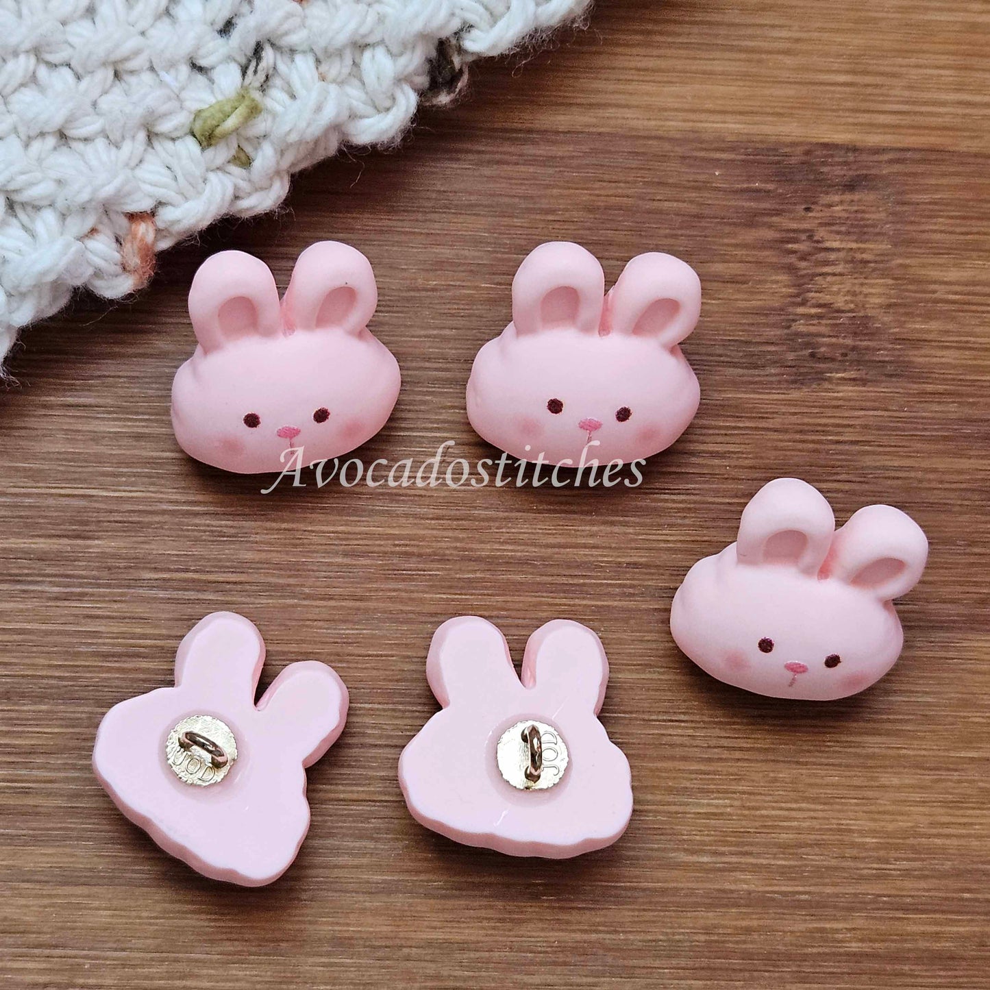 PINK RABBIT / 22*22mm / 4 buttons / Resin Shank Buttons / Sewing Buttons