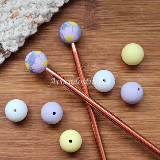 PURPLE DAISY Stitch Stoppers (8 pieces) / Knitting Needle Stoppers / Point Protection / Notions