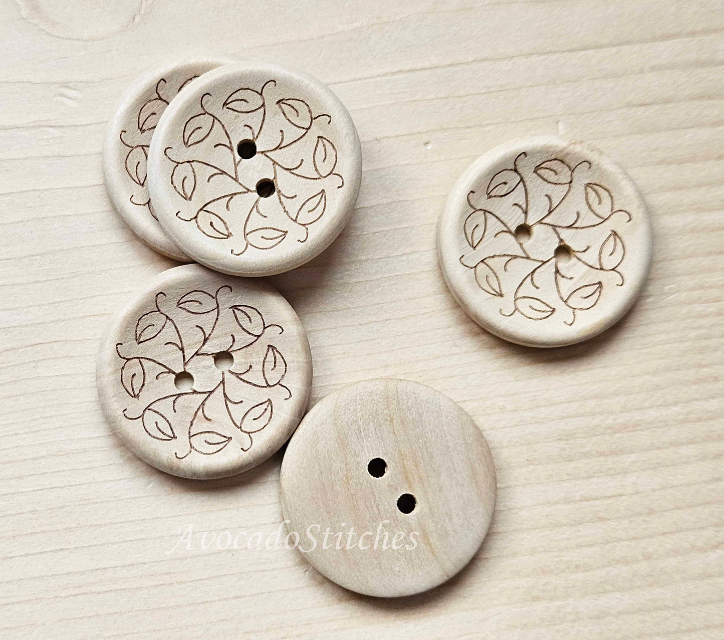 AvoDesigns RING OF VINES / 30mm - 4 buttons / Wooden Buttons / Unvarnished Buttons / Sewing Buttons