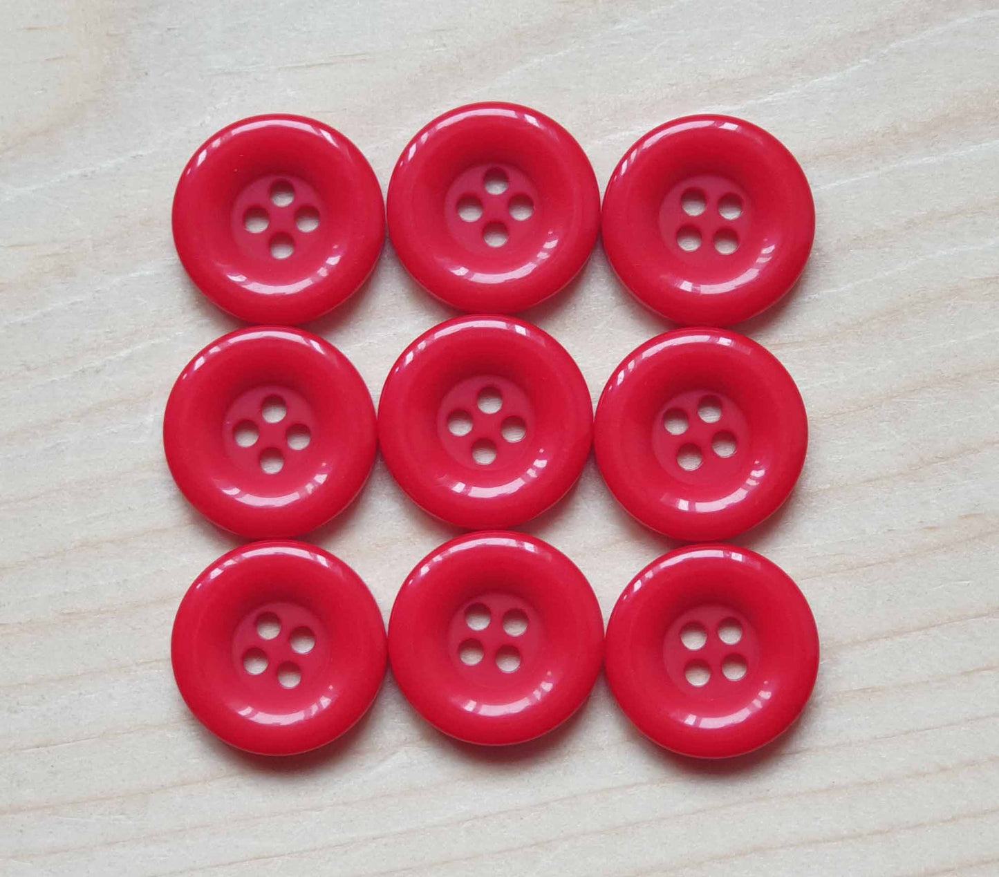 Clearance // THICK EDGE RESIN Red / Resin Buttons / 15mm 18mm (Set of 8)