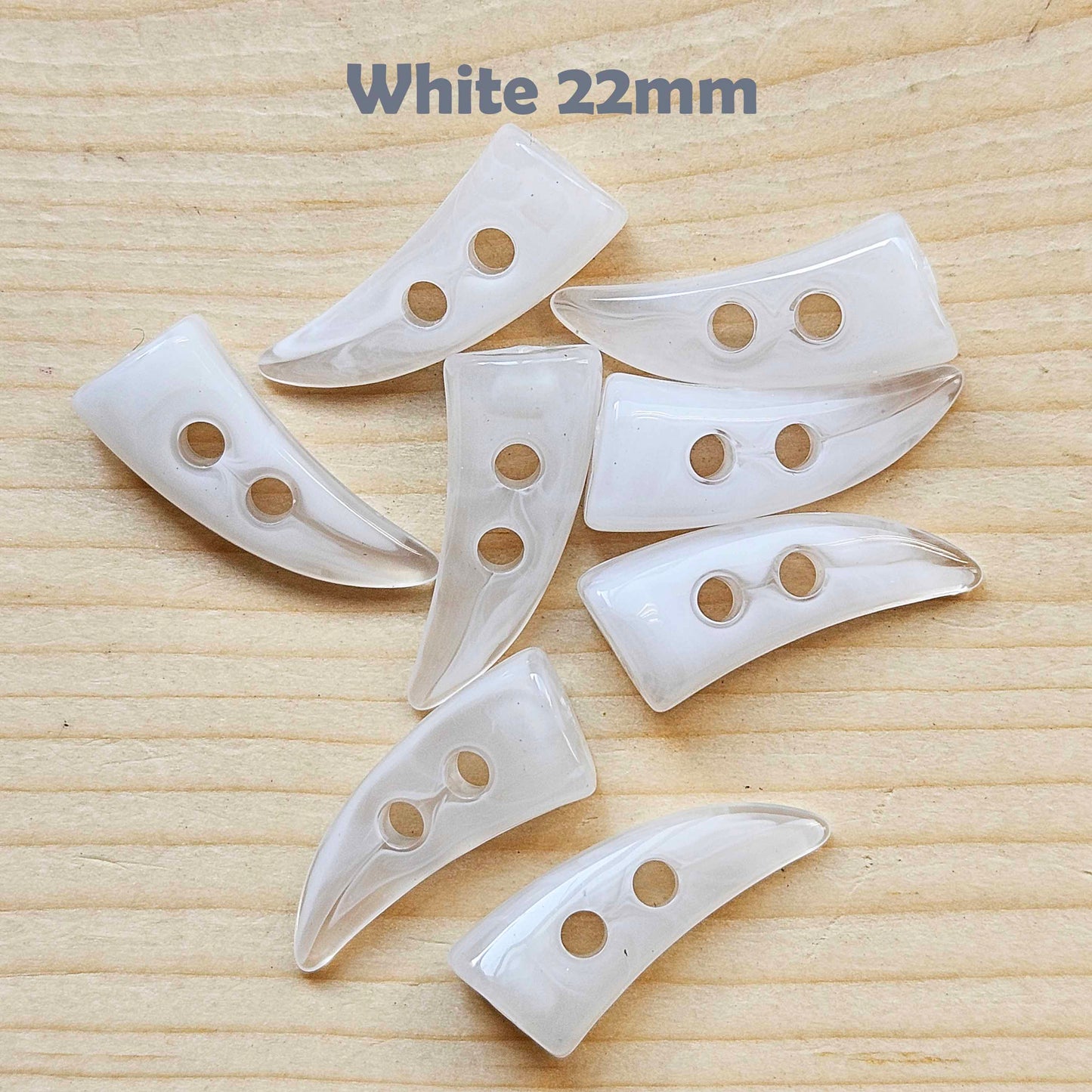RESIN TOGGLE HORN White / 22-49mm / Resin Buttons / Sewing Buttons