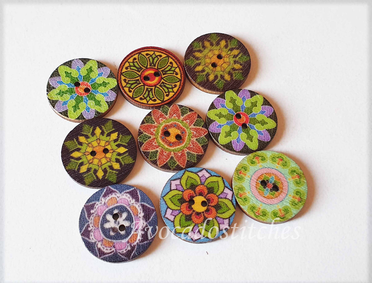 FLORA / 20-25mm / 8 buttons / Wooden Buttons / Sewing Buttons