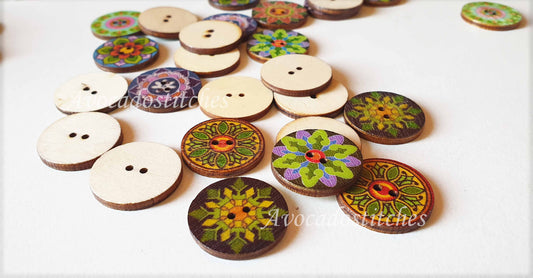 FLORA / 20-25mm / 8 buttons / Wooden Buttons / Sewing Buttons