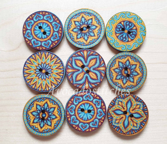 WINDMILLS / Wooden Buttons / 15-25mm (Set of 8)