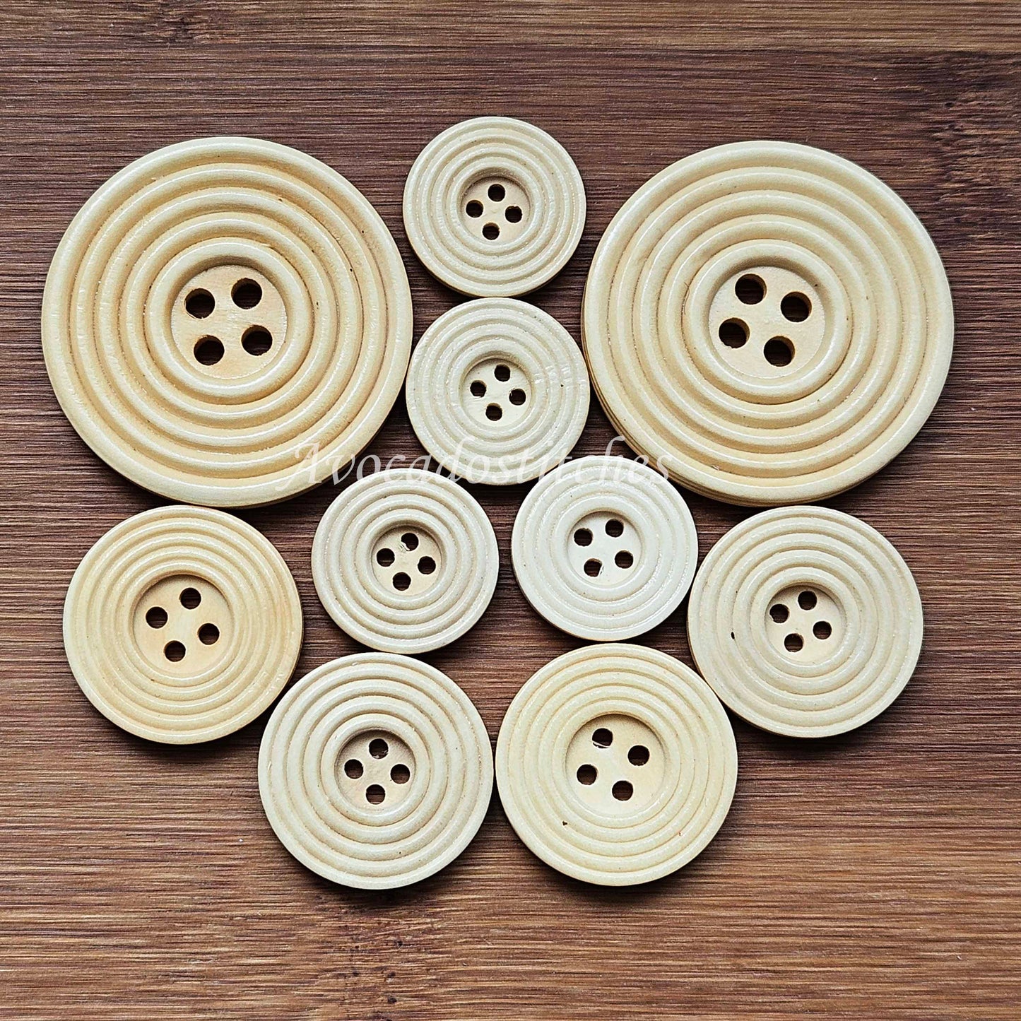 RIPPLE BEIGE CREAM / 12.5-40mm / Wooden Buttons / Sewing Buttons