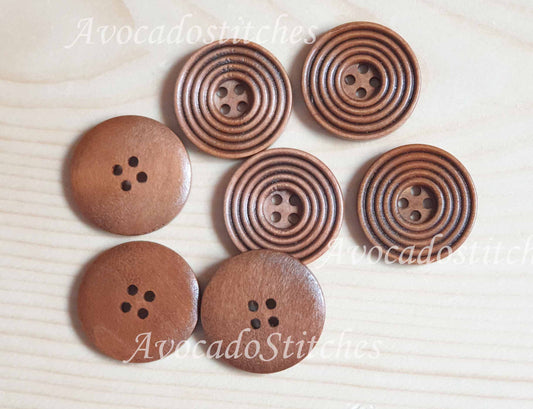 RIPPLE BROWN / Brown 4-Hole Wooden Buttons / 20-30mm