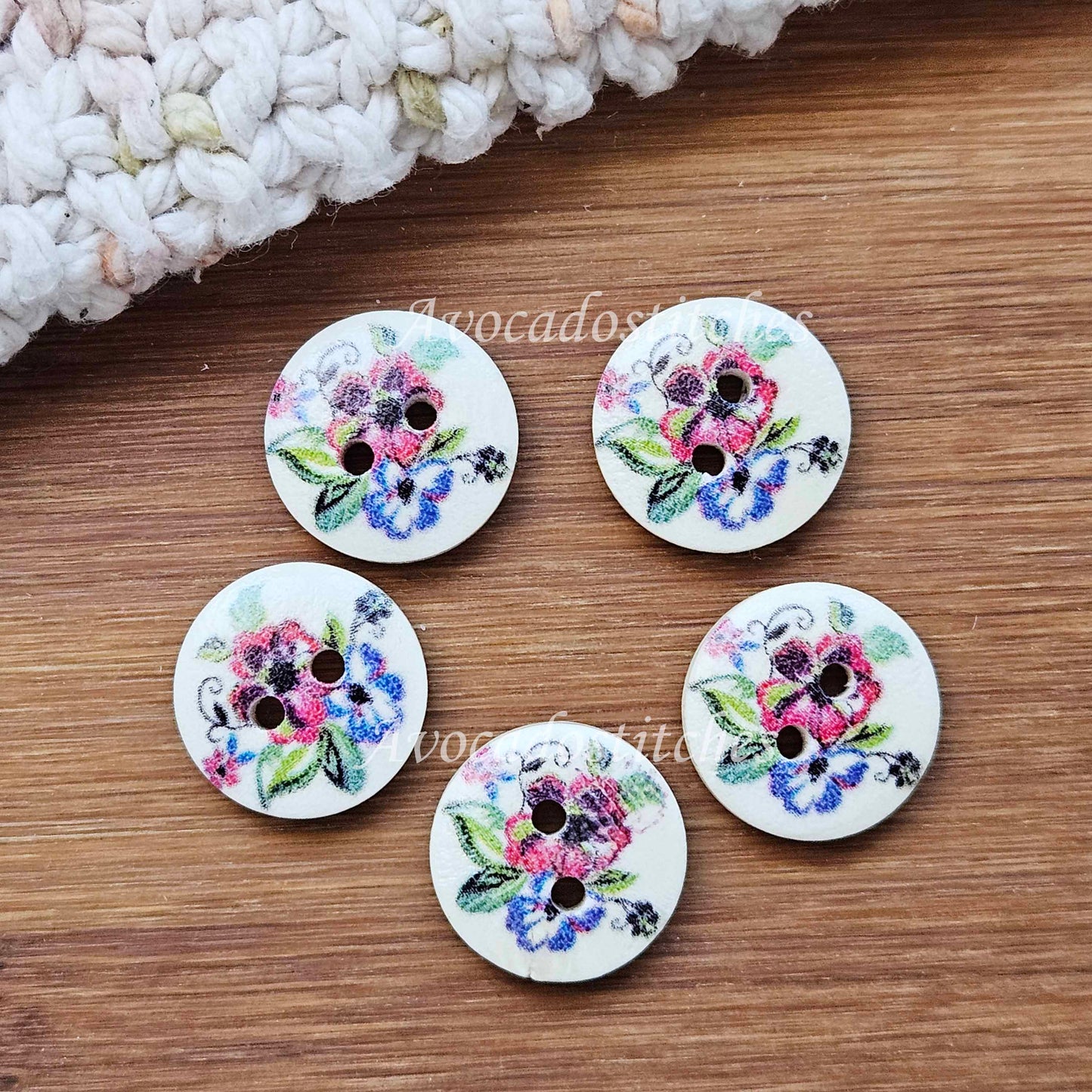 SISTER HIBISCUS / 15mm - 6 buttons / Wooden Buttons / Sewing Buttons (muliflower series)