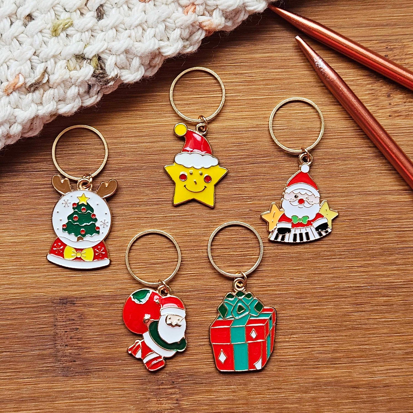 SANTA CLAUS - 5 pieces / Knitting Stitch Markers / Notions