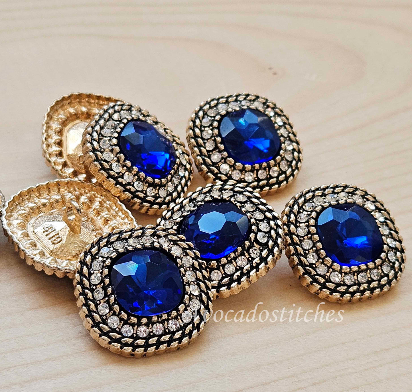SAPPHIRE DUCHESS / Metal Alloy Shank Buttons with Rhinestone / 24*24mm / Set of 4 buttons / Sewing Buttons