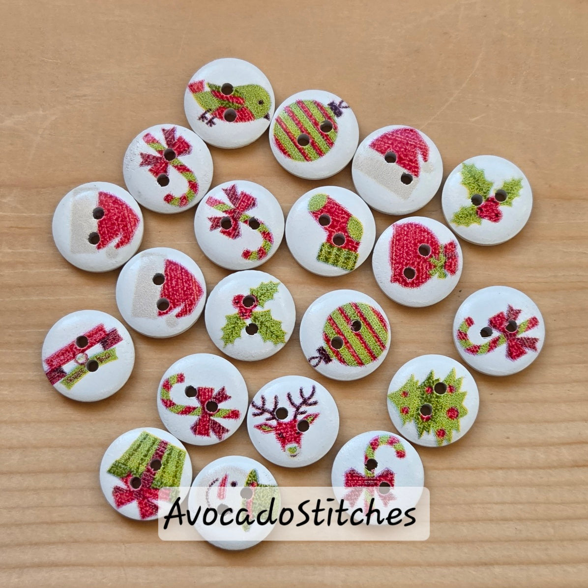 SEASON'S JOY / 15mm - 8 buttons / Wooden Buttons / Sewing Buttons