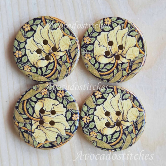 SERENE LOTUS / 30mm - 4 buttons / Wooden Buttons / Sewing Buttons