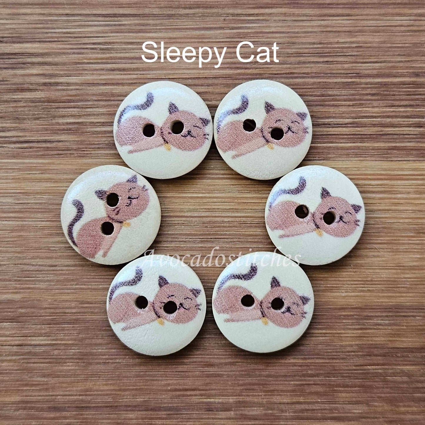 PLAYFUL CATS / 15mm - 6 buttons / Wooden Buttons / Sewing Buttons