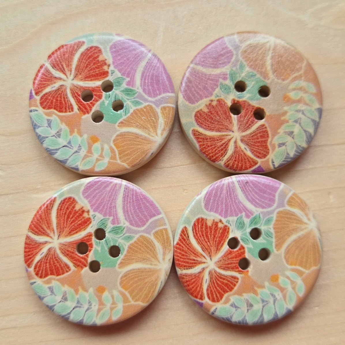 SPICED BLOSSOMS / Wooden Buttons / 30mm (Set of 6)