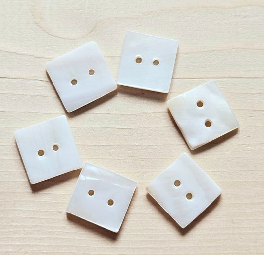 SQUARE SEASHELL / 15*15mm / Set of 6 buttons / MOP Shell Buttons / Sewing Buttons