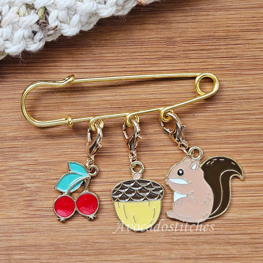 SQUIRREL & SPRIG - Stitch Marker and Holder Set / Set of 4 / Shawl Scarf Pin Brooch / Knitting Crochet Notion