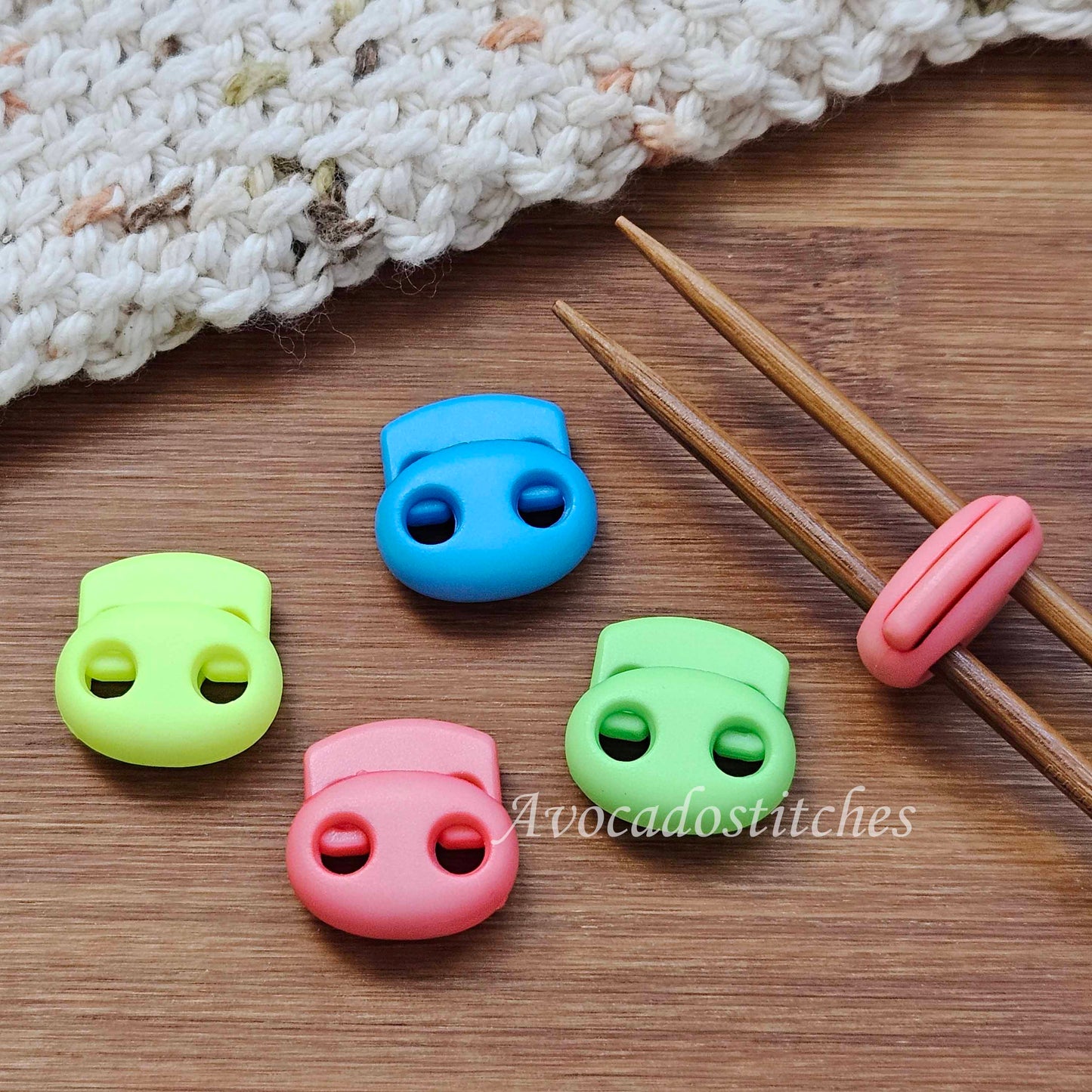 RAINBOW STITCH STOPPERS / 2 pieces / Knitting Needles Hugger / Notions