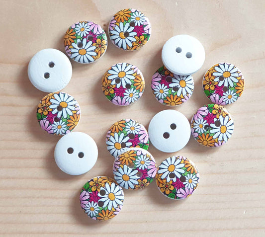 SUMMER GARDEN / 15mm / Set of 8 buttons / Wooden Buttons / Sewing Buttons