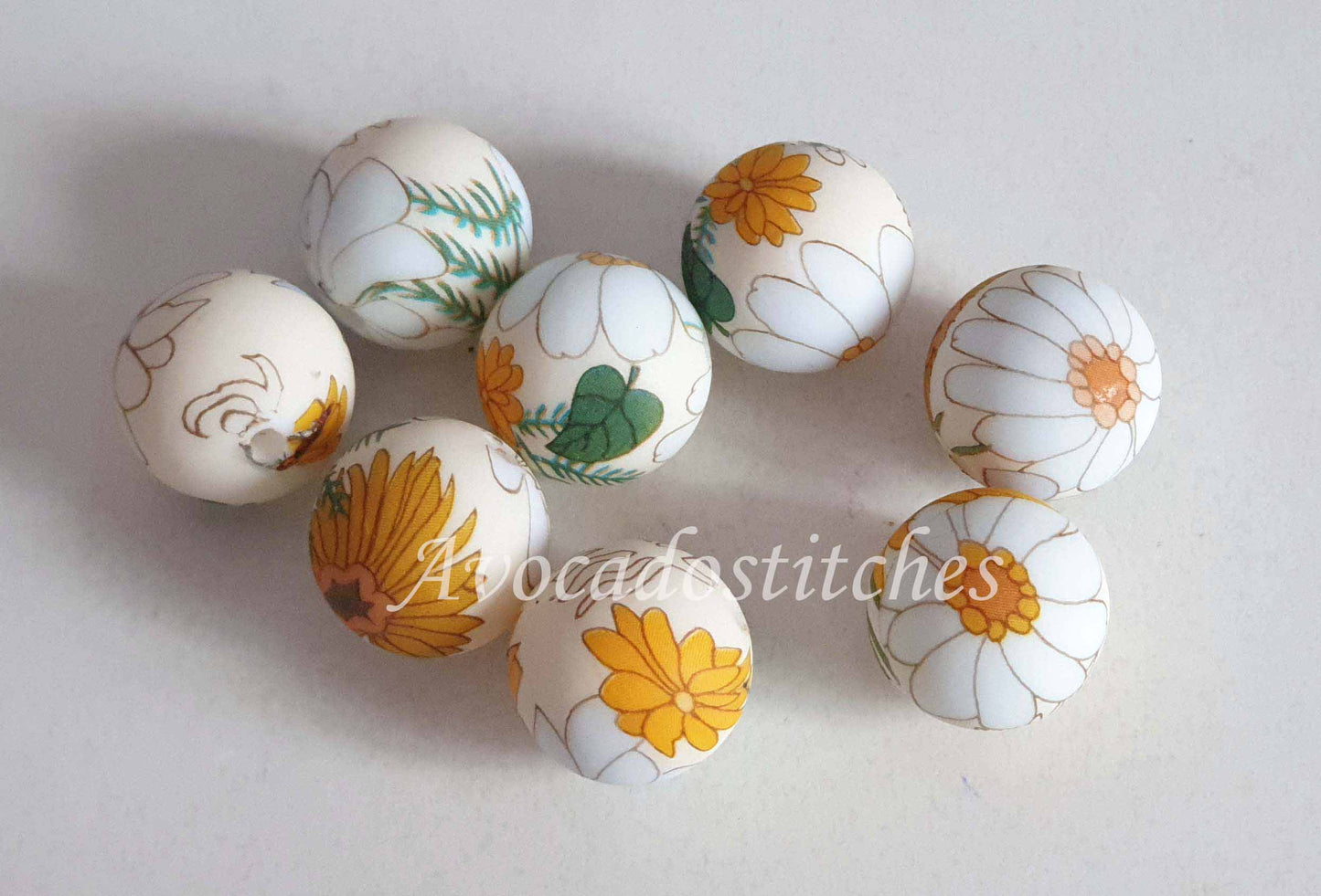 Round SUNFLOWERS STITCH STOPPERS / Knitting Needle Stoppers / Point Protection / Notions