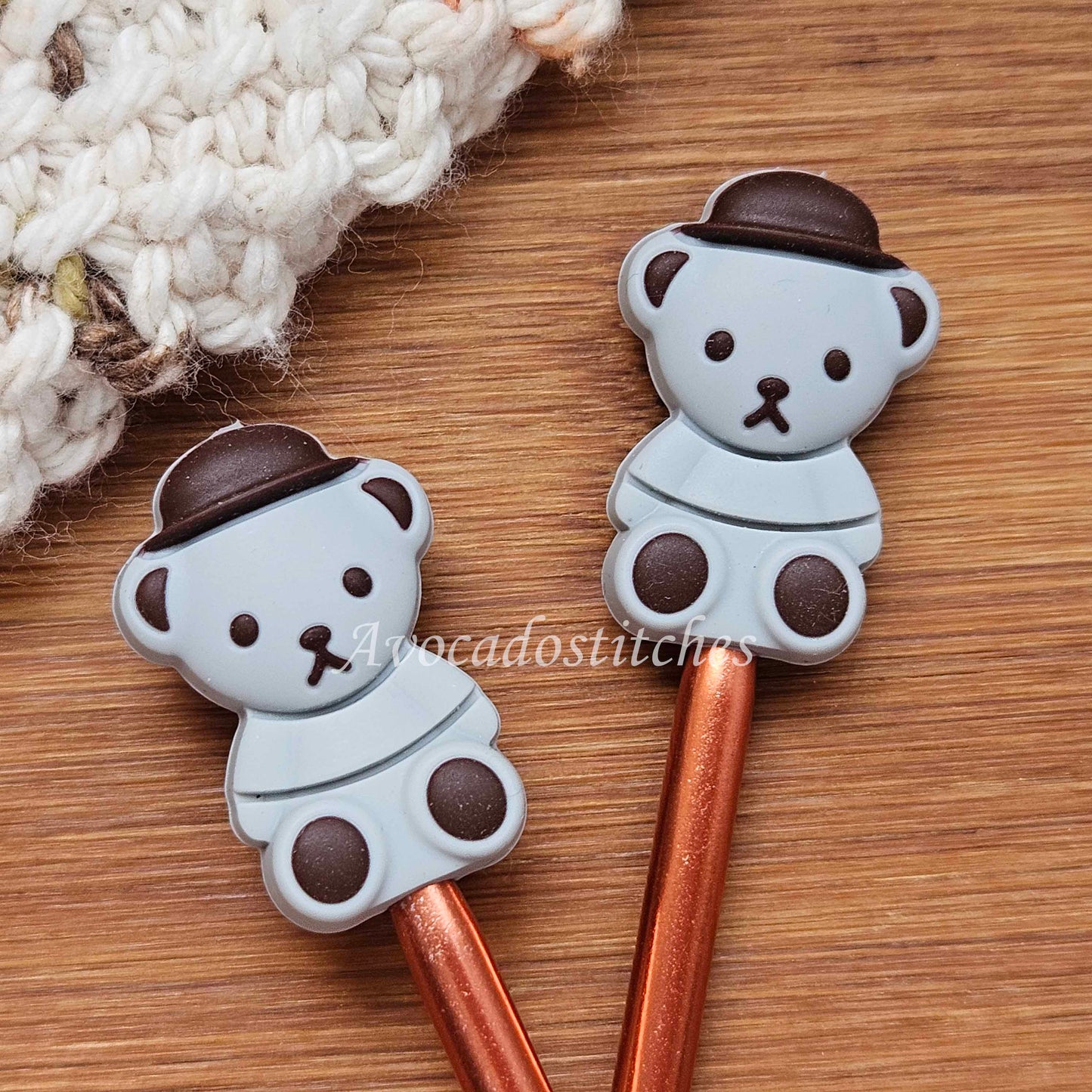 TEDDY BEAR STITCH STOPPERS / 2 pieces / Knitting Needle Stoppers / Point Protection / Notions