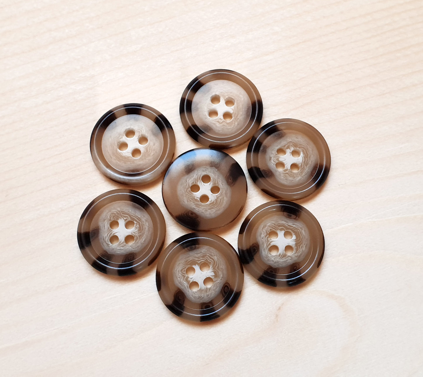 VINTAGE LEOPARD / 15-28 mm / Resin Buttons / Sewing Buttons