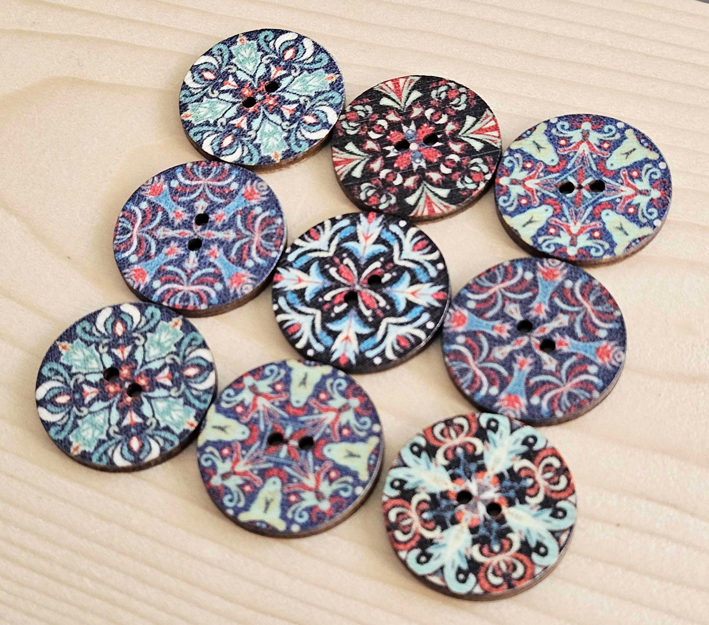 VINTAGE MANDALA / 20-25mm / Wooden Buttons / Sewing Buttons
