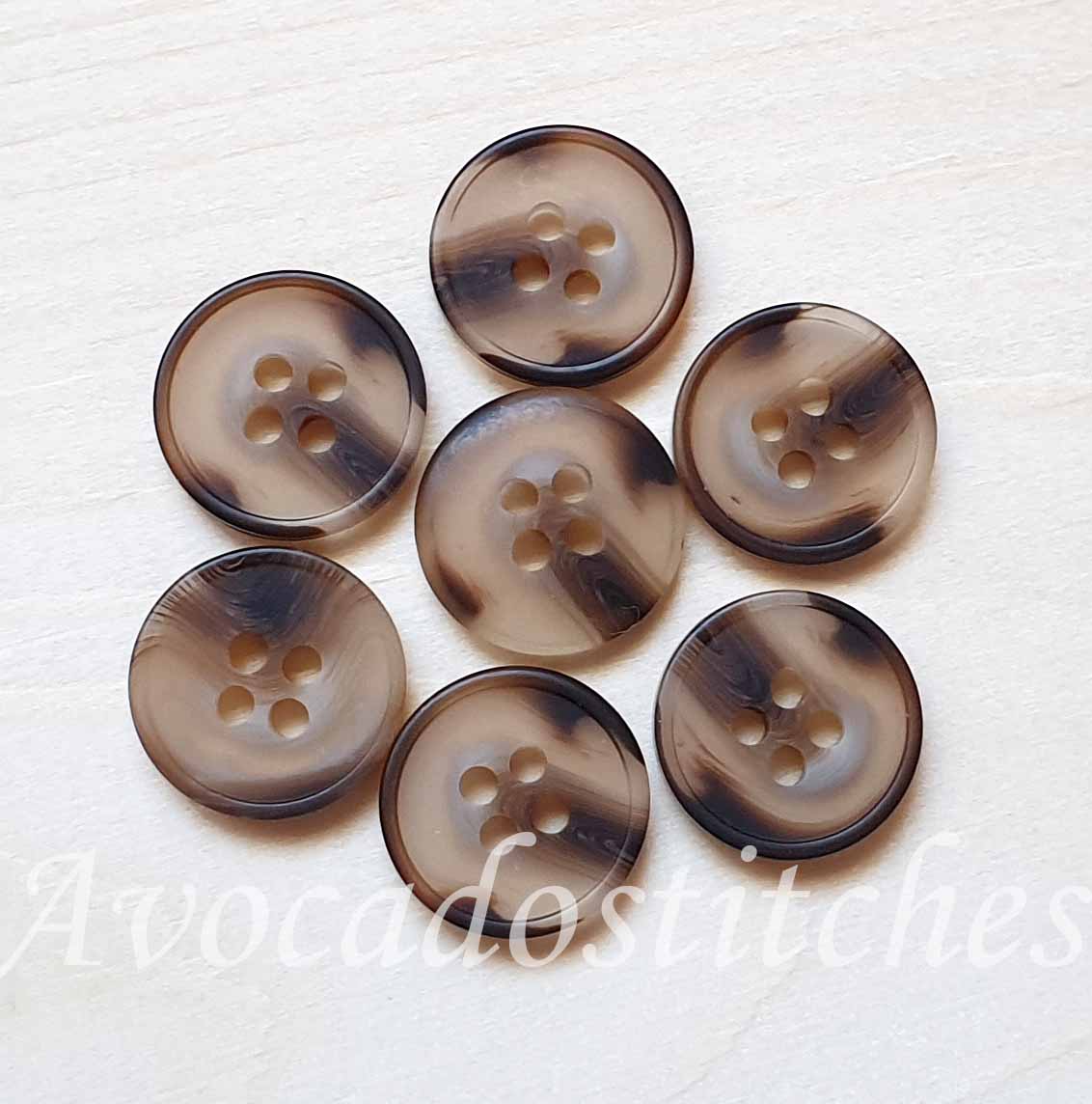 RESIN VINTAGE TORTOISE SHELL / 15-30mm / Resin Buttons / Sewing Buttons