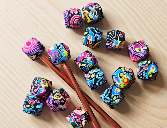 HEXAGONAL VIVID MANDALA STITCH STOPPERS / Knitting Needle Stoppers / Point Protection / Notions