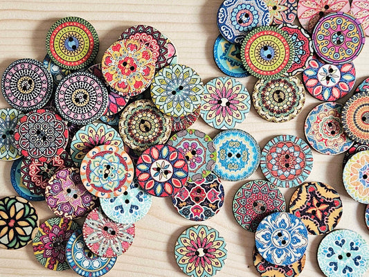 VIVID MANDALA / 25mm - 8 buttons / Wooden Buttons / Sewing Buttons
